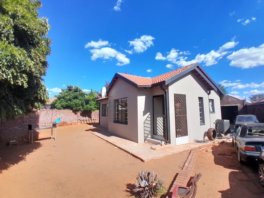 3 Bedroom Property for Sale in Kathu Northern Cape